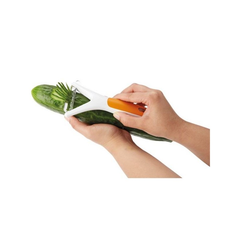 Eplucheur à julienne Zyliss